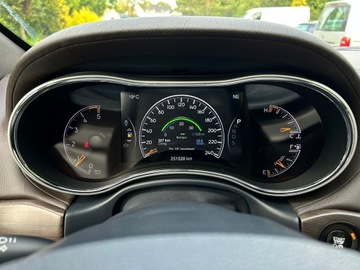 Jeep Grand Cherokee IV Terenowy Facelifting 3.0 V6 CRD 250KM 2014 Jeep Grand Cherokee Overland, FV 23, historia serwisowa, od Osoby prywatnej, zdjęcie 15