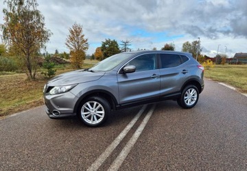 Nissan Qashqai II Crossover 1.2 DIG-T 115KM 2014 Nissan Qashqai Nissan Qashqai 1.2 DIG-T N-Vision 1.2 Benzyna 115KM, zdjęcie 1