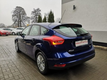 Ford Focus III Hatchback 5d facelifting 1.0 EcoBoost 125KM 2015 Ford Focus 1.0 125KM Benzyna # Klima # Tempomat #, zdjęcie 7