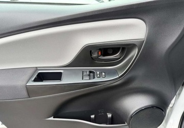 Toyota Yaris III Hatchback 5d Facelifting 2017 1.0 VVT-i 72KM 2020 Toyota Yaris z Instalacja Gazowa, salon Polska, FV-VAT 23 BenzynaLPG, zdjęcie 7