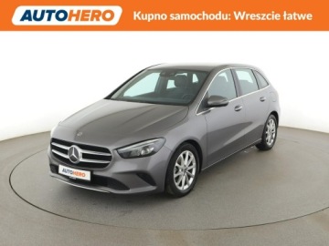 Mercedes Klasa B W247 Sports Tourer 1.3 B180  136KM 2019 Mercedes B 180 automat półskóra navi kamera