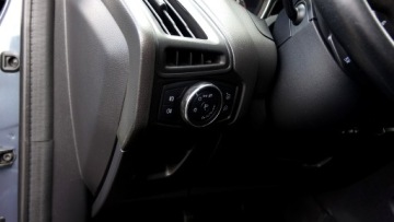 Ford Focus III Kombi 1.6 Duratec 125KM 2012 Focus . Klimatyzacja . . 2 x PDC . . Grzane Fotele , Szyby i Lusterka . ., zdjęcie 2