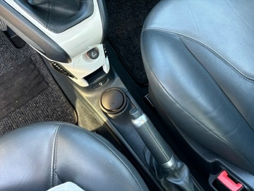 Ford Ka III 1.2 Duratec 69KM 2012 Ford KA 1.2 Klima Panorama 2012, zdjęcie 14