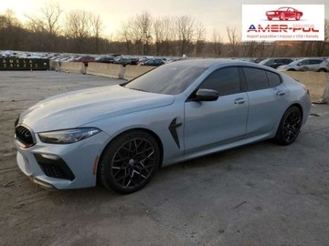 BMW 2023 BMW M8 2023, 4.4L, 4x4, porysowany lakier 4.4 Benzyna 617KM