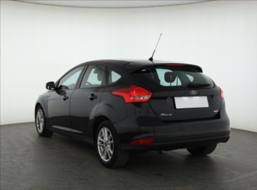 Ford Focus III Hatchback 5d facelifting 1.0 EcoBoost 125KM 2015 Ford Focus 1.0 EcoBoost, Salon Polska, Serwis ASO, zdjęcie 3