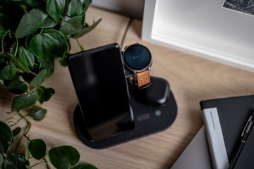 Ładowarka indukcyjna Newell 3w1 Galaxy Watch