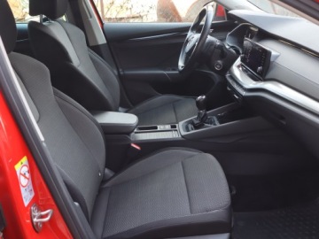 Skoda Octavia IV Liftback 2.0 TDI 115KM 2020 Skoda Octavia 2.0 TDI, Salon Polska, Klima, zdjęcie 8