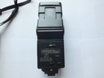 Minolta Dynax 500si + Exakta 28-80 мм 1:3,5-5,6 MC