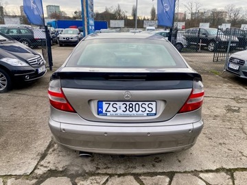 Mercedes Klasa C W203 Coupe W203 1.8 (C 180 Kompressor) 143KM 2006 Mercedes-Benz Klasa C 1.8 Benzyna 143KM, zdjęcie 4