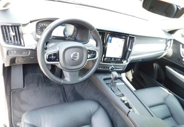 Volvo V90 II Kombi 2.0 D3 150KM 2018 Volvo V90 z Gwarancja Kupiony Salon 2018r 2.0 Diesel 150KM, zdjęcie 6