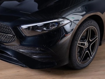 Mercedes Klasa A W177/V177 Hatchback Facelifting 2.0 220 190KM 2025 A Klasa 220 4-Matic AMG Line 2.0 (190KM) 2025, zdjęcie 10