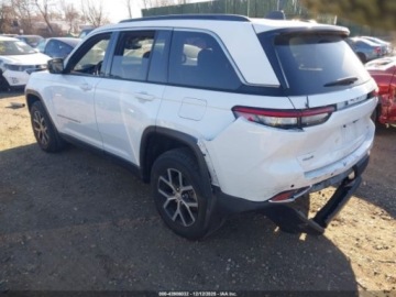 Jeep Grand Cherokee V 2024 Jeep Grand Cherokee 2024 r., 3,6 L LIMITED 4X4 3.6 Benzyna 293KM, zdjęcie 3