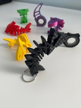 Брелок KEYRAMBIT KEYSPINNER karambit spinner СВЕТИТСЯ В ТЕМНОТЕ