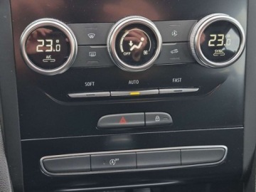 Renault Megane IV GrandCoupe Facelifting 1.0 TCe 115KM 2022 Renault Megane Salon PL Benzyna LED Lift aut klimatyzacja Benzyna 116KM, zdjęcie 24