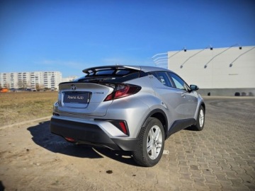Toyota C-HR I Crossover Facelifting 1.8 Hybrid 122KM 2023 Toyota C-HR Toyota C-HR 1.8 Hybrid Comfort FV23 Gwarancja Salon PL, zdjęcie 1