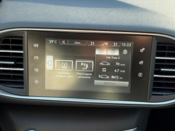 Peugeot 308 II 2014 Peugeot 308 SW 1.6 HDI 120 KM Panorama Kamera Hak, zdjęcie 23