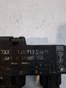 AUDI A3 8L 96-03 R RELÉ VENTILÁTORŮ