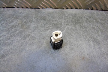 PŘÍDAVNÉ SPONA MULTIMEDIA (AUX/USB) BMW 3 (G20, G28) 84109229294 2.0L