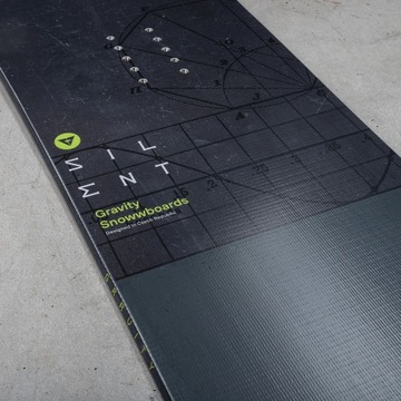 Сноуборд Gravity Silent - No Color