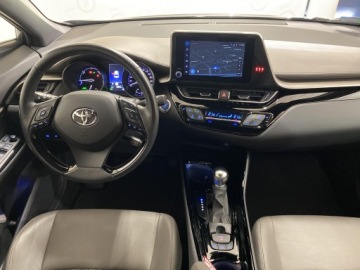 Toyota C-HR I Crossover Facelifting 1.8 Hybrid 122KM 2022 Toyota C-HR 1.8 Hybrid Executive Toyota C-HR 1.8 E, zdjęcie 2