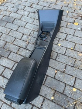 LOKETNÍ OPĚRKA TUNEL VOLVO V40 12- KOMPLETNÍ