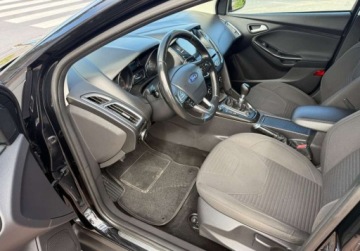 Ford Focus III Kombi Facelifting 1.5 TDCi 120KM 2015 Ford Focus 1.5TDCI NAVI Klimatronic Alu Extra stan 1.5 Diesel 120KM, zdjęcie 4