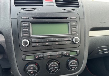 Volkswagen Golf V Hatchback 1.4 i 16V 75KM 2006 Volkswagen Golf Wersja Goal, zadbany 1.4 Benzyna 75KM, zdjęcie 16