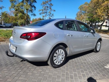 Opel Astra J Sedan 1.6 CDTI ecoFLEX 110KM 2015 OPEL ASTRA J sedan 1.6 DIESEL 110KM*Enjoy*Salon Polska*Serwisowany, zdjęcie 20
