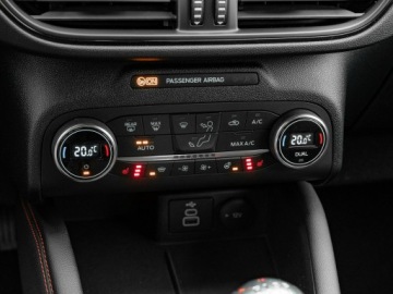 Ford Kuga III SUV 1.5 EcoBoost 150KM 2022 Ford Kuga GD3F353#1.5 EcoBoost FWD Titanium, zdjęcie 18