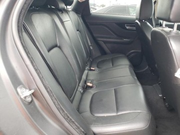 Jaguar F-Pace 2020 Jaguar F-Pace Premium, 2020r., 4x4, 2.0L 2.0 Benzyna 247KM, zdjęcie 9