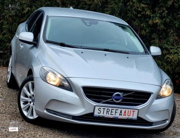 Volvo V40 II Hatchback 2.0 T2 DRIVE-E 122KM 2015 Volvo V40 Zarejestrowane,KAMERA, bardzo ladne, GWARANCJA 2.0 Benzyna, zdjęcie 2