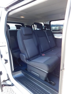 Opel Vivaro C Kombi Long 1.5 120KM 2021 Opel Vivaro HDI-120 Klima 9-osobowy Android/Apple Serwis ASO F-vat 23% 2021, zdjęcie 5