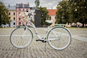 ГОРОДСКОЙ ВЕЛОСИПЕД ЖЕНСКИЙ 28'' ПЛЕТЕНАЯ КОРЗИНА 3 ПЕРЕДАЧИ SHIMANO