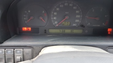 Volvo V70 I 2.5 TDI 140KM 1998 Volvo V70 2.4 D, zdjęcie 10