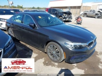 BMW Seria 5 G30-G31 2019 BMW Seria 5 BMW 5 Series 530i 2.0 Benzyna 248KM