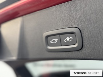 Volvo XC40 Crossover Facelifting 2.0 B3 163KM 2025 Volvo XC 40 B3 Core | Fusion Red | BLIS | Serwis A, zdjęcie 30