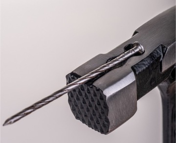 МОЛОТОК КАРПАНСЕРНЫЙ МОЛОТОК 450г SCHMITH