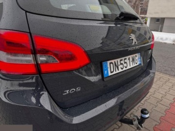 Peugeot 308 II SW 1.2 PureTech 130KM 2016 Peugeot 308 1.2 PureTech 130KM GPF Stop &amp; Start Allure Business-Paket 2016r, zdjęcie 32
