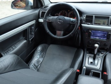 Opel Vectra C Hatchback 1.9 CDTI ECOTEC 150KM 2008 Opel Vectra 1.9 CDTI, Automat, Klima, Klimatronic, zdjęcie 6