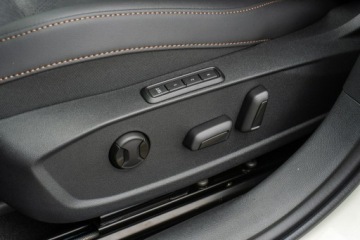 Cupra Leon II Sportstourer Facelifting 1.5 eTSI MHEV 150KM 2026 Cupra Leon Sportstourer 1.5 eTSI 150 KM DSG -, zdjęcie 13