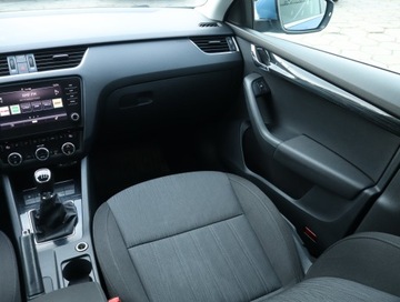 Skoda Octavia III Kombi Facelifting 2.0 TDI 150KM 2017 Skoda Octavia 2.0 TDI, Salon Polska, Serwis ASO, zdjęcie 7