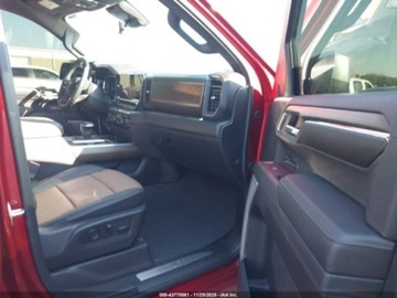 Chevrolet Silverado II 2024 Chevrolet Silverado 2024r., 4x4, 5.3L 5.3 Benzyna 355KM, zdjęcie 8