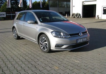 Volkswagen Golf VII Hatchback 3d Facelifting 1.6 TDI-CR DPF BMT 115KM 2018 Volkswagen Golf Volkswagen Golf 1.6 Diesel 116KM, zdjęcie 1