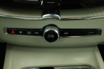 Volvo XC60 II 2022 Volvo XC60 B4 AWD, Salon Polska, 1. Właściciel, zdjęcie 15