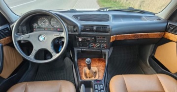 BMW Seria 5 E34 Sedan 520 i 24V 150KM 1990 BMW Seria 5 520i 150KM Klima Skora z Grecji Bez Rdzy 2.0 Benzyna 150KM, zdjęcie 6