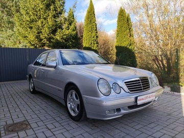 Mercedes Klasa E W210 Sedan 2.6 170KM 2001 Mercedes E 240 170KM Avantgarde Xenony Skóra, zdjęcie 2