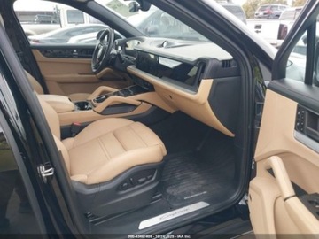 Porsche Cayenne III 2024 Porsche Cayenne 2024 PORSCHE CAYENNE E-HYBRID COUPE 3.0 Hybryda 300KM, zdjęcie 11