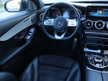 Mercedes Klasa C W205 Kombi Facelifting 2.0 300d 245KM 2019 Mercedes C C 300 d, 241 KM, Automat, Skóra, Navi, zdjęcie 6