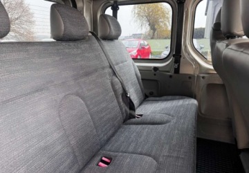 Renault Trafic II Furgon 2.0 dCi 115KM 2007 Renault Trafic 2007r. 2.0 Diesel 114KM, zdjęcie 9