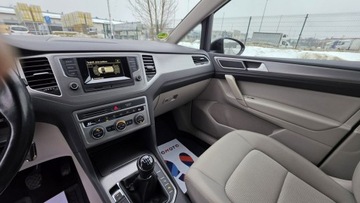 Volkswagen Golf Sportsvan Sportsvan 1.6 TDI BlueMotion 110KM 2015 Volkswagen Golf Sportsvan malutki przebieg 28 tys, zdjęcie 14